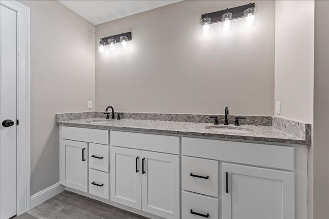 6 - 6 Nicols Way, Condo with 2 bedrooms, 2 bathrooms and 2 parking in Easthampton MA | Image 16