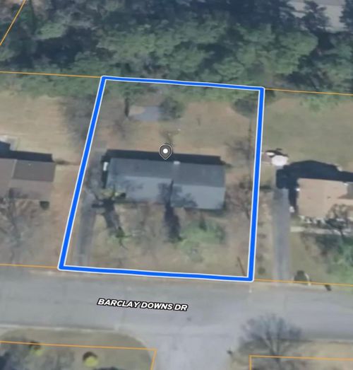 108 Barclay Downs Dr, Spartanburg, SC, 29301-2612 | Card Image