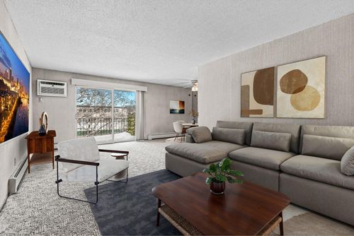 b307-2710 Dale St N, Roseville, MN, 55113-2347 | Card Image