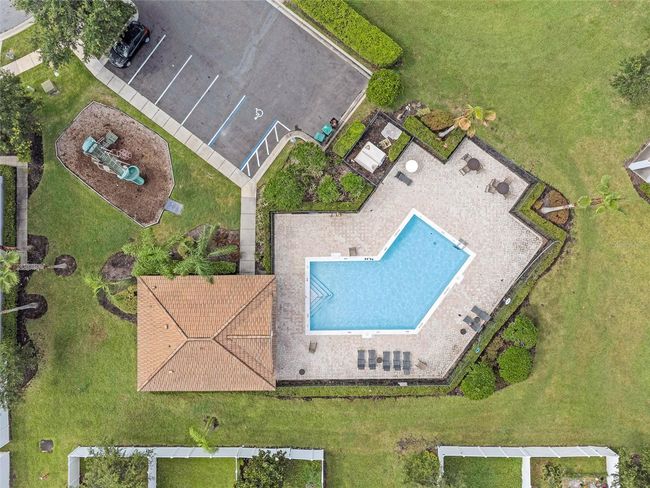 9013 Shepton St, Townhouse with 3 bedrooms, 3 bathrooms and null parking in ORLANDO FL | Image 31