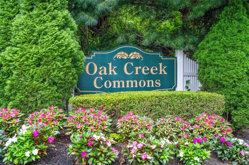 303-303 Okeefe Ct, Oakdale, NY, 11769-2333 | Card Image