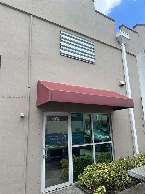ste-19-14055 Sw 143rd Ct, Miami, FL, 33186-5667 | Card Image