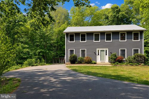 3570 Ponds Wood Dr, Chesapeake Beach, MD, 20732-3915 | Card Image