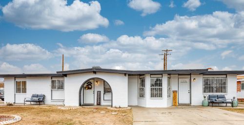 724 Spalding Way, El Paso, TX, 79907-4734 | Card Image