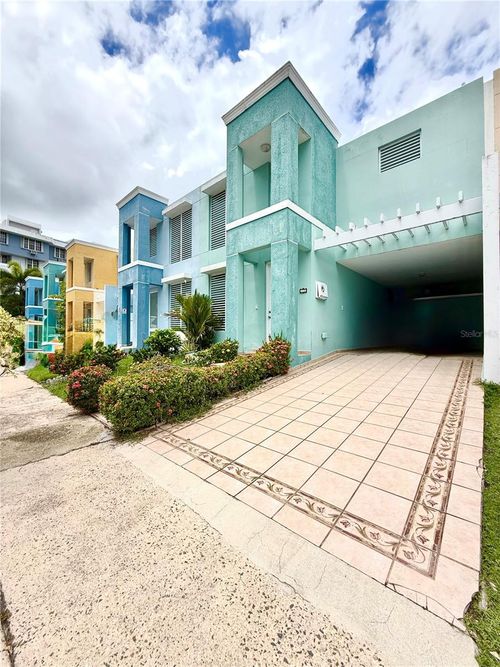 a13-0 Calle Beso De Mar, Carolina, PR, 00987 | Card Image
