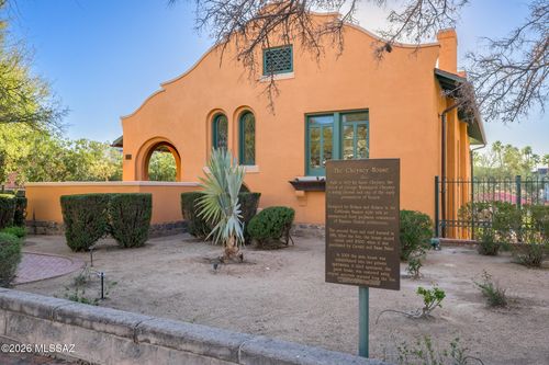 1and2-252 N Main Ave, Tucson, AZ, 85701-7209 | Card Image
