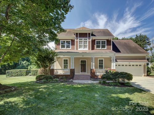 8508 Sandowne Ln, Huntersville, NC, 28078-5637 | Card Image