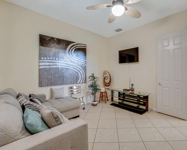 7562 Starfish Reef Ln, House other with 3 bedrooms, 2 bathrooms and null parking in Lake Worth FL | Image 31