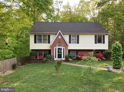 31 Huntington Dr, FREDERICKSBURG, VA, 22405-2041 | Card Image