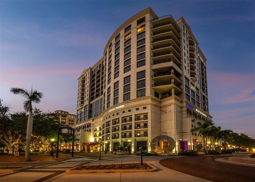 17phd-50 Central Ave, SARASOTA, FL, 34236-5746 | Card Image