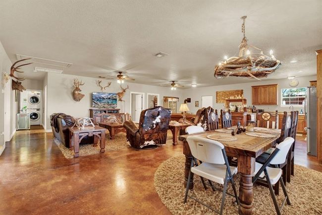 3681 K2 Rd, House other with 4 bedrooms, 2 bathrooms and 1 parking in Mountain Home TX | Image 5