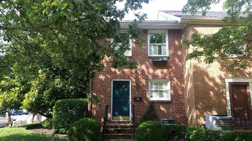 658 Central Ave, Lexington, KY, 40502-1708 | Card Image
