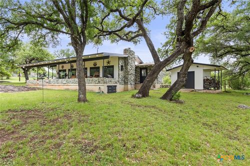 160 Lake Shore Dr, Horseshoe Bay, TX, 78657-7126 | Card Image