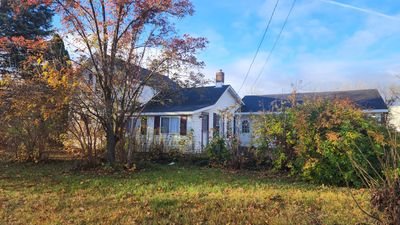 311 S State Street, House other with 2 bedrooms, 2 bathrooms and null parking in Newaygo MI | Image 2