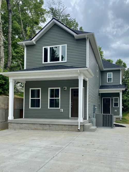a-714 Gracey Ave, Clarksville, TN, 37040-3781 | Card Image