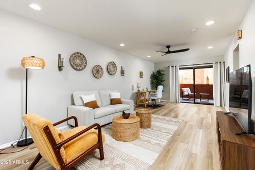 237-12222 N Paradise Village Pkwy S, Phoenix, AZ, 85032-7622 | Card Image