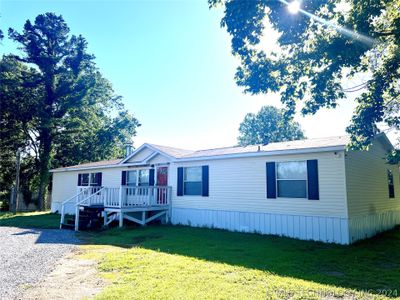 614 Harrison Street, House other with 5 bedrooms, 3 bathrooms and null parking in Kiowa OK | Image 1