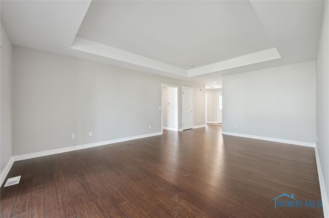 7352 Manatee Ct, House other with 2 bedrooms, 2 bathrooms and 2 parking in Maumee OH | Image 6