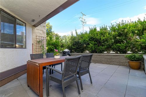 102-1745 Leighton Rd, Victoria, BC, V8R6R6 | Card Image