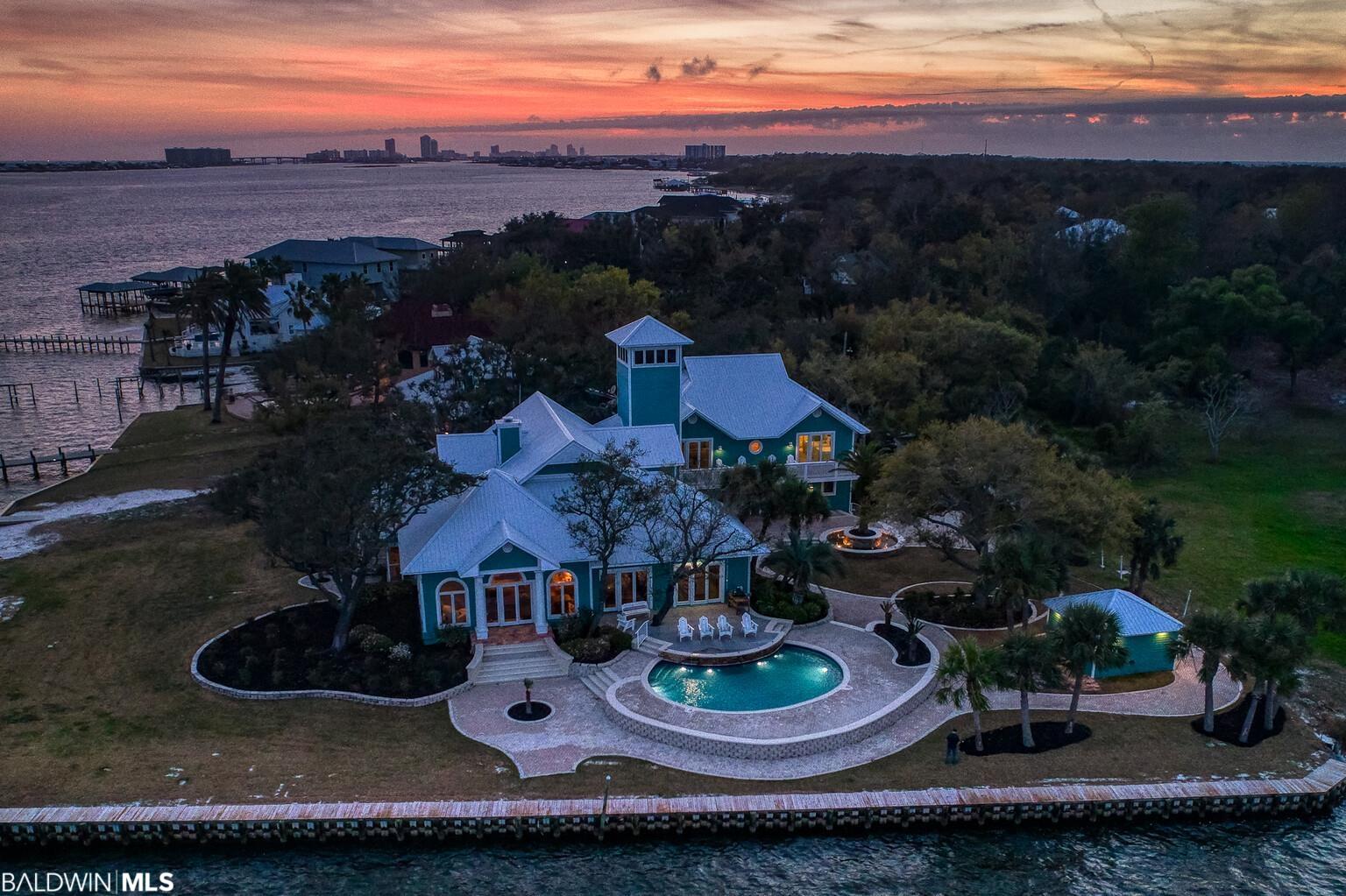 Burke Ln, Orange Beach, AL 36561