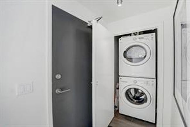 1502 - 1010 6 St Sw, Condo with 2 bedrooms, 2 bathrooms and 1 parking in Calgary AB | Image 30