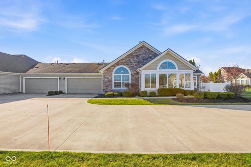 1157 Remarkable Pl, Greenfield, IN, 46140-9158 | Card Image