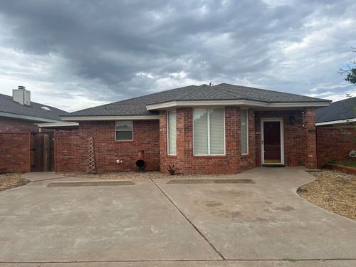 704 Hickory St, Levelland, TX, 79336-5124 | Card Image