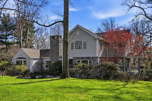 100 Forest Drive, Fox Chapel, PA, 15238 | Card Image