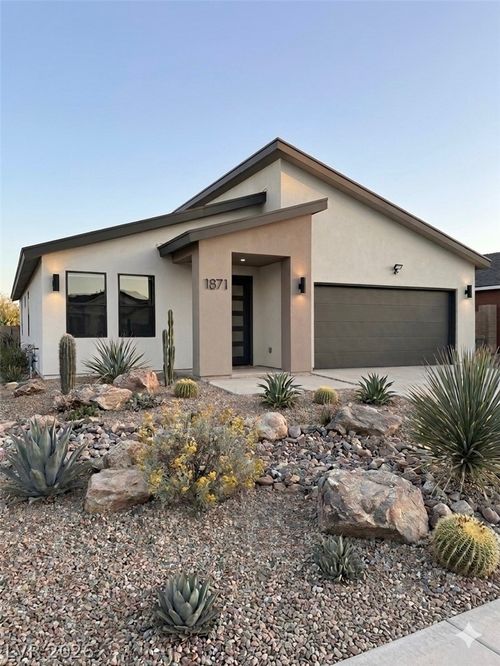 1871 S Manzanita Dr, Pahrump, NV, 89048-2423 | Card Image
