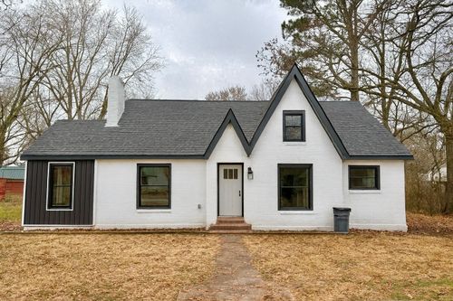 206 W Main St, Hohenwald, TN, 38462-1314 | Card Image