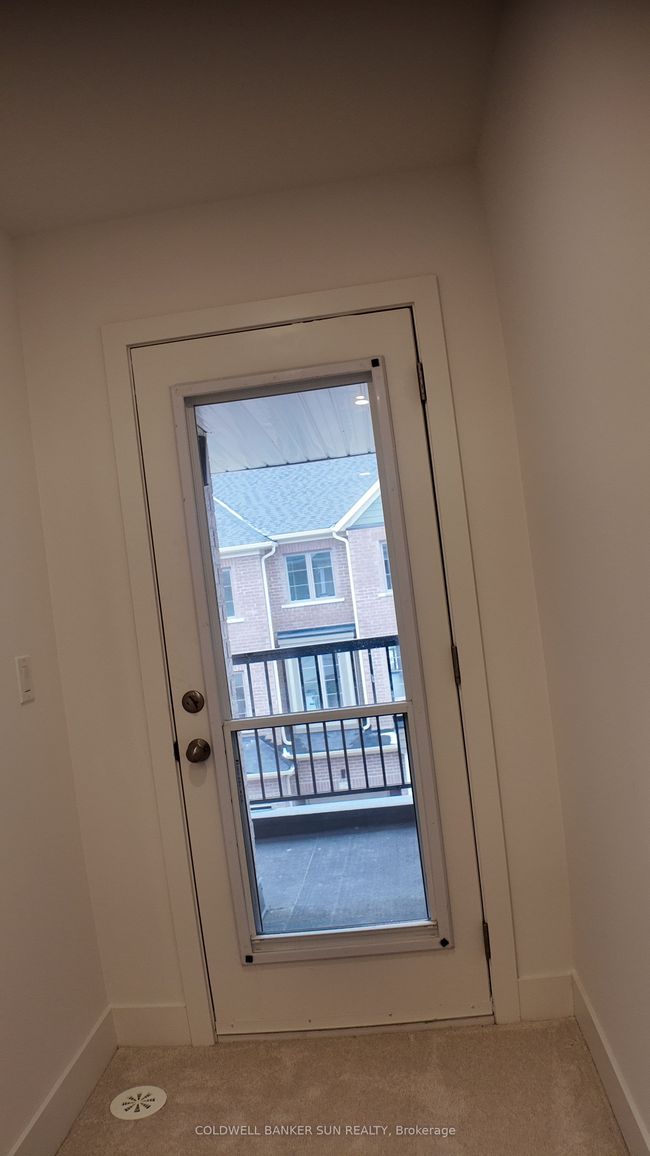 25 Waterside Way, Condo with 3 bedrooms, 3 bathrooms and 1 parking in Whitby ON | Image 16