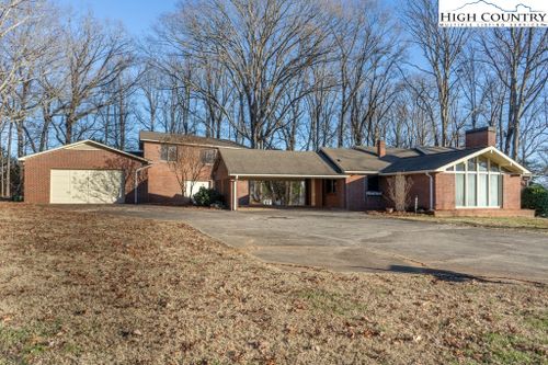 3616 County Home Rd, Conover, NC, 28613-6501 | Card Image
