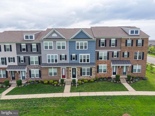 6049 Camerons Ferry Dr, HAYMARKET, VA, 20169-6296 | Card Image