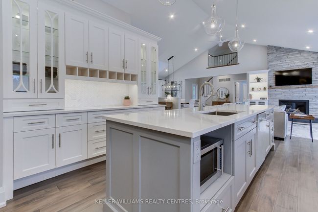 17781 Mccowan Rd, House other with 5 bedrooms, 4 bathrooms and 6 parking in Cedar Valley ON | Image 18
