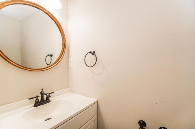 237 E Barthman Ave, House other with 2 bedrooms, 2 bathrooms and null parking in Columbus OH | Image 14
