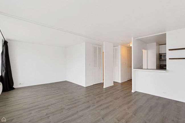 APT-2705 - 4250 N Marine Dr, Home with 0 bedrooms, 1 bathrooms and 1 parking in Chicago IL | Image 5