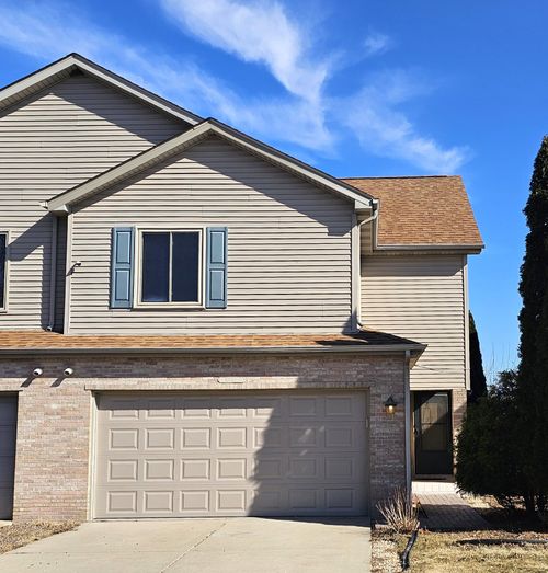 10067 Adams St, Crown Point, IN, 46307-8077 | Card Image