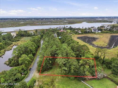 4042 Barnes Blf, Southport, NC, 28461-7448 | Card Image