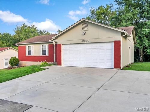 4950 Patricia Ridge Dr, Black Jack, MO, 63033-7219 | Card Image