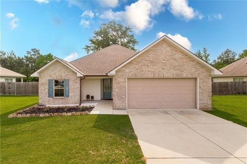 48242 Labonte Ln, Tickfaw, LA, 70466-3628 | Card Image