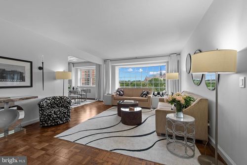 806-3601 Greenway, BALTIMORE, MD, 21218-2460 | Card Image