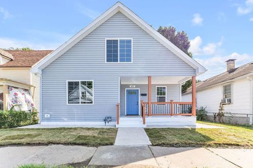 825 S 19th St, Saint Joseph, MO, 64507-1115 | Card Image
