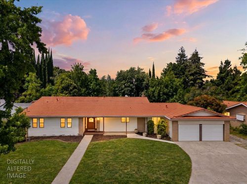 1373 Richland Rd, Yuba City, CA, 95993-5620 | Card Image
