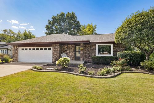 118 Aspen Drive, New Lenox, IL, 60451 | Card Image