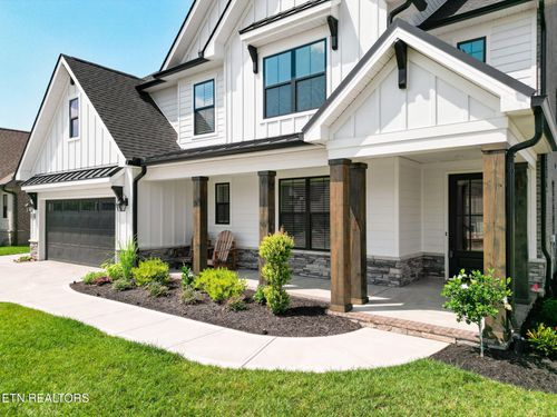 12027 Deer Crossing Dr, Knoxville, TN, 37932-3680 | Card Image