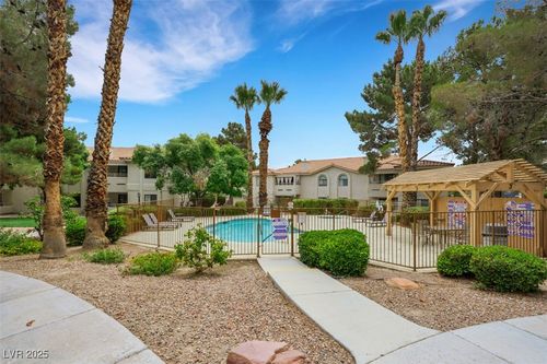 201-2627 S Durango Drive, Las Vegas, NV, 89117 | Card Image