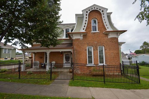 229 N Monroe St, LANCASTER, WI, 53813-1337 | Card Image