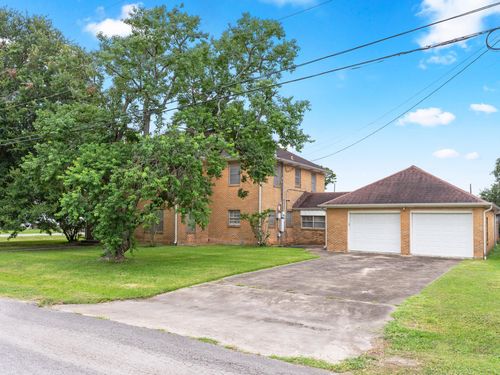1720 Elm Ave, Bay City, TX, 77414-4445 | Card Image