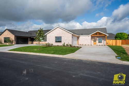 5421 Riviera Ln, San Angelo, TX, 76904-4707 | Card Image