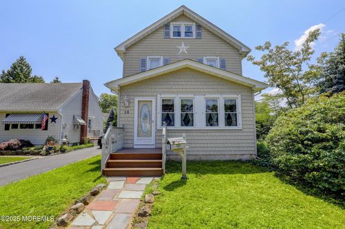 18 Holly St, Rumson, NJ, 07760-1754 | Card Image
